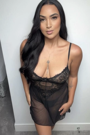 PetiteBrazilianNina